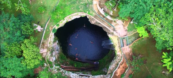 Hacienda Selva Maya y cenote Saamal